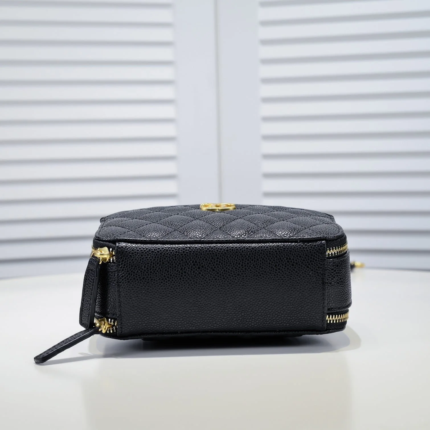 Chanel Caviar alphabet Camera chain crossbody black handle bag - LITELUX