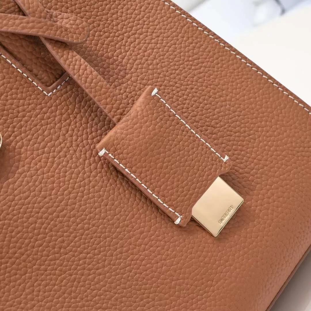 Burberry tote calfskin bag 8376 brown size: 27 * 11 * 20 cm - LITELUX