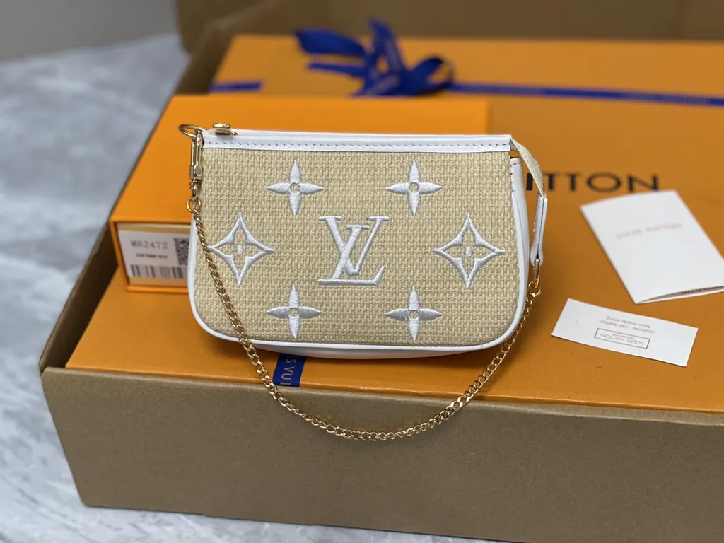 Louis Vuitton bag - LITELUX