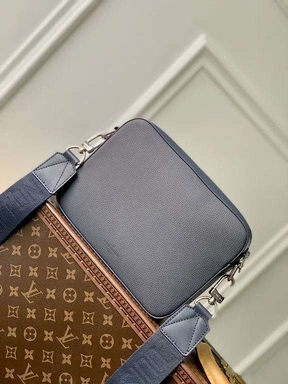 Louis Vuitton bag - LITELUX