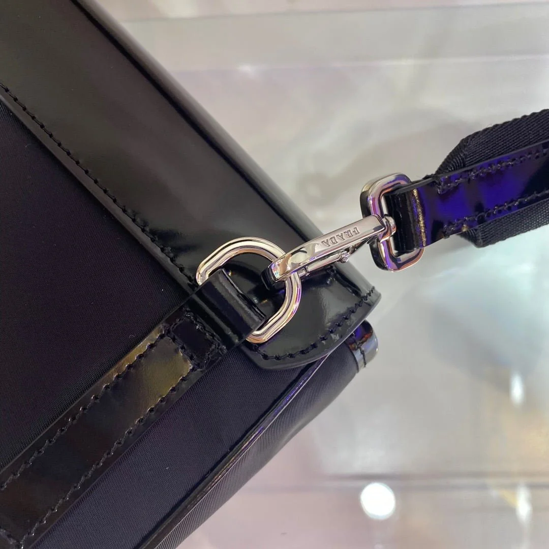 Prada re-nylon shoulder bag 2vd044 size: 20*15.5*4cm - LITELUX