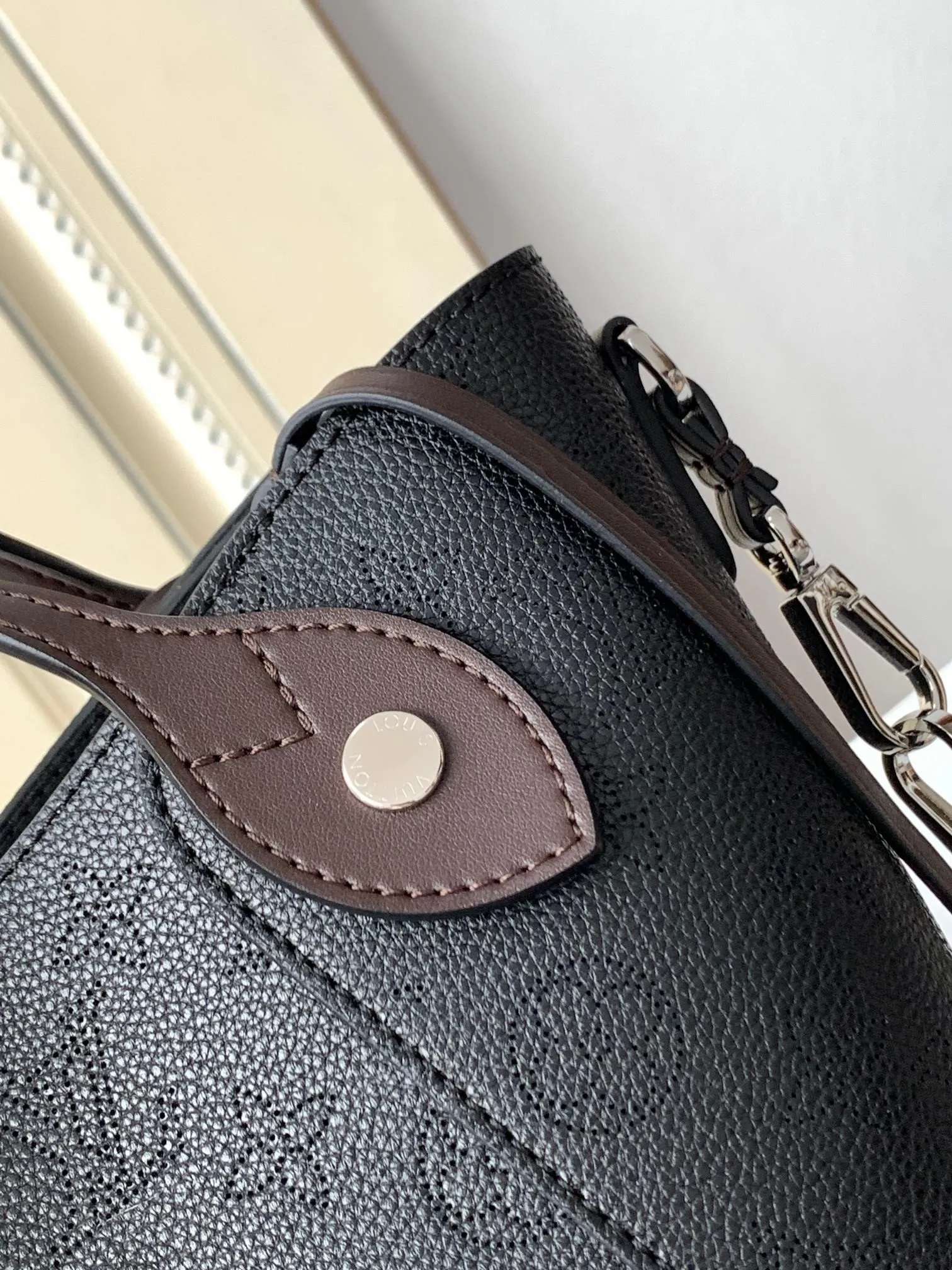 Louis Vuitton Bag  – 112493477 - LITELUX