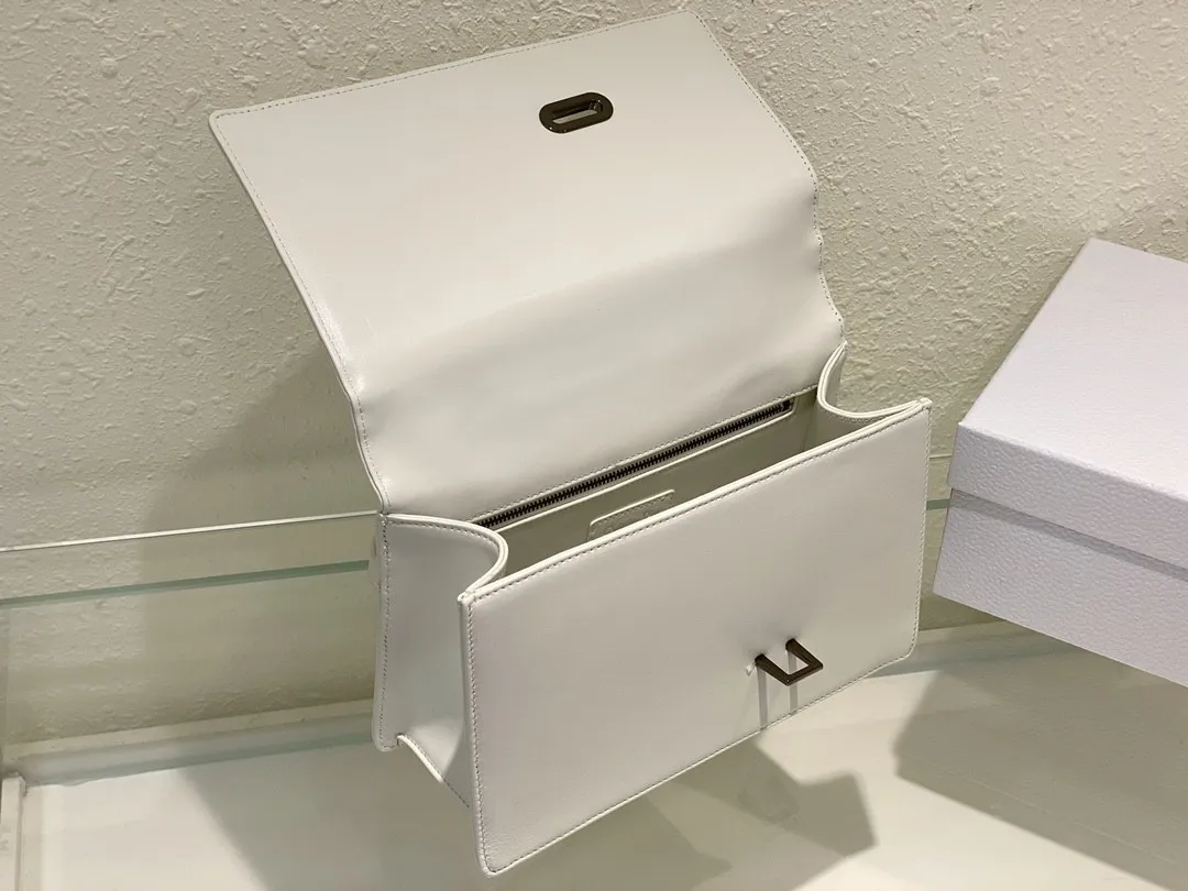 Dior Bag  – 121206697 - LITELUX