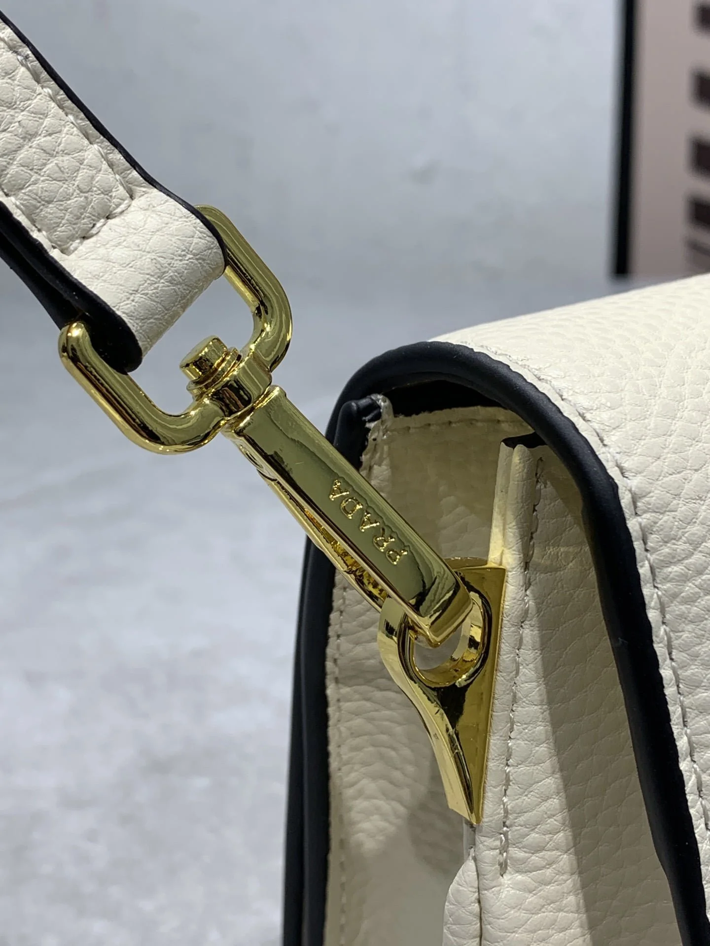 Prada renovate shoulder bag cream white 55139 Size:24*15*10.5cm - LITELUX