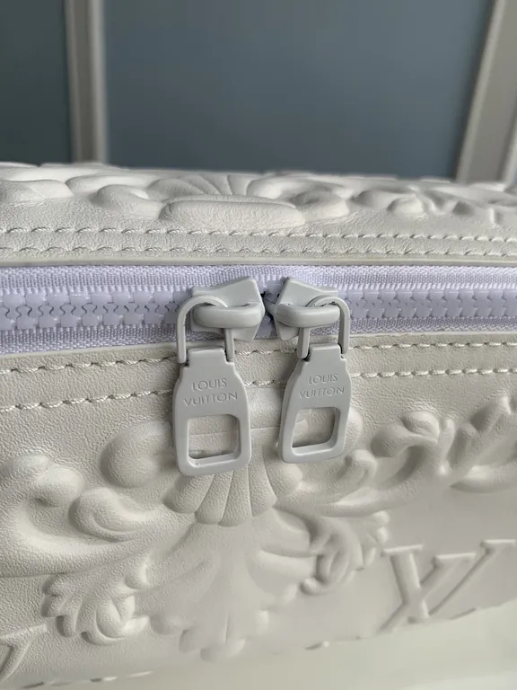 Louis Vuitton bag - LITELUX