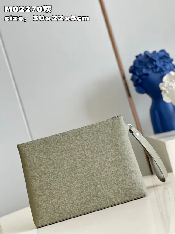 Louis Vuitton bag - LITELUX