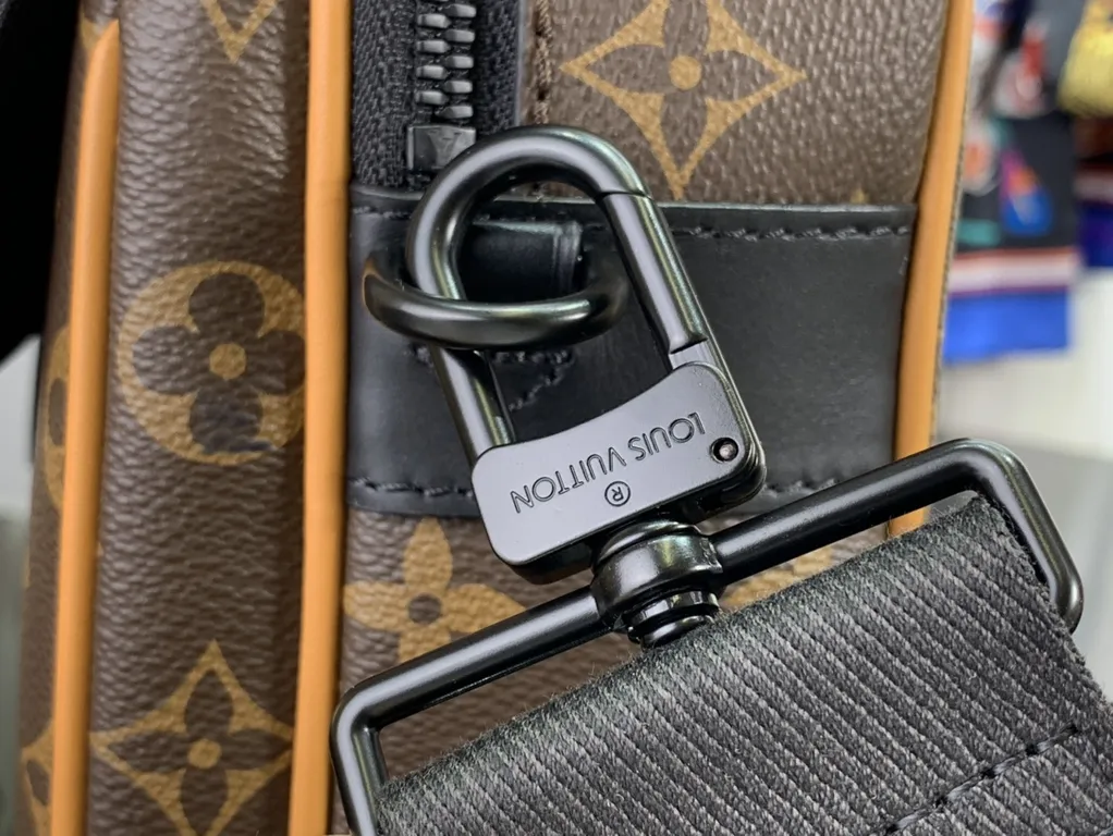 Louis Vuitton bag - LITELUX