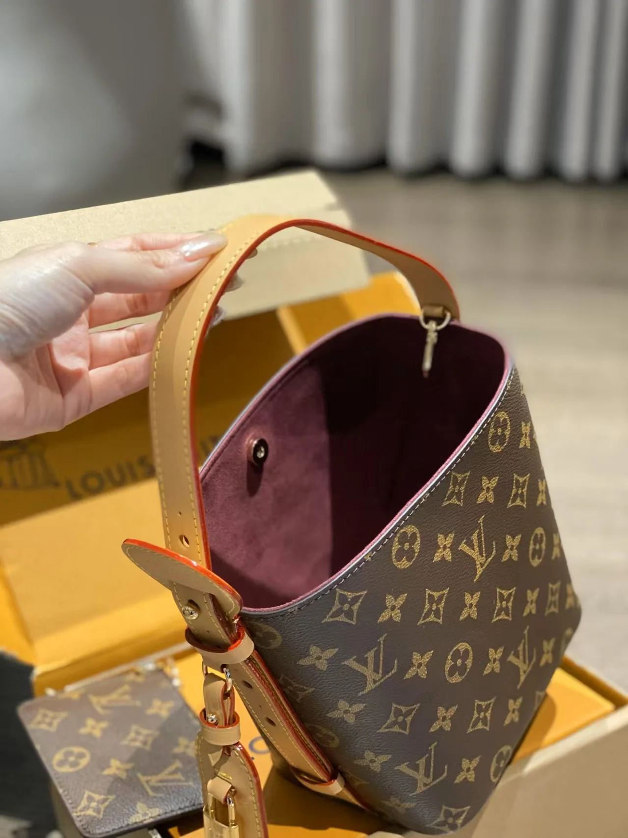 2024 Louis Vuitton all in bb M12528 - LITELUX