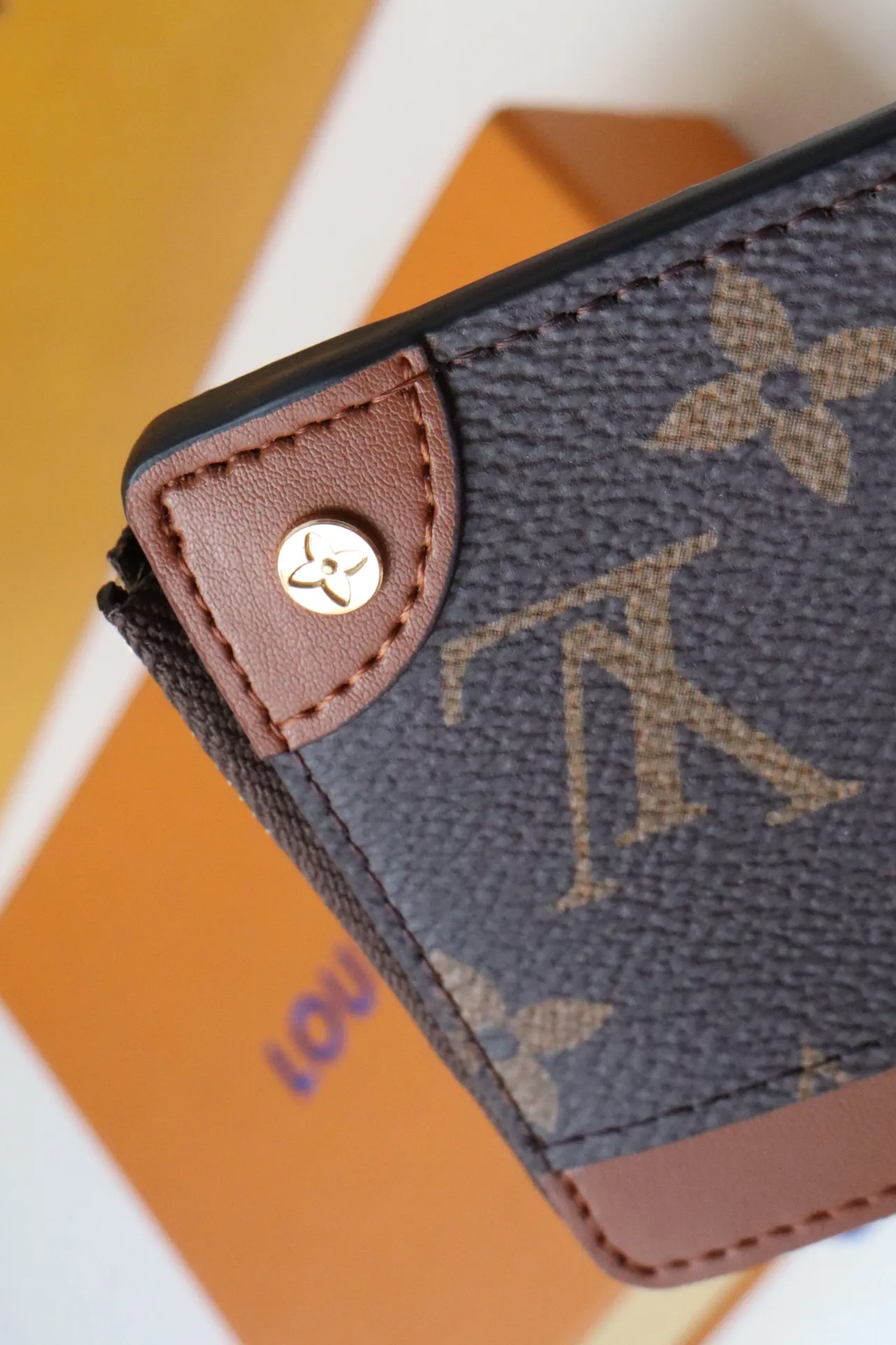 Louis Vuitton bag - LITELUX