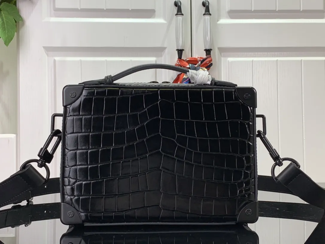 Louis Vuitton bag - LITELUX