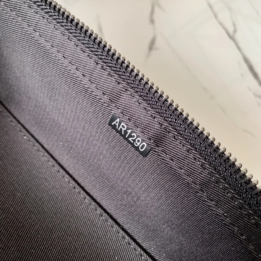 Louis Vuitton bag - LITELUX