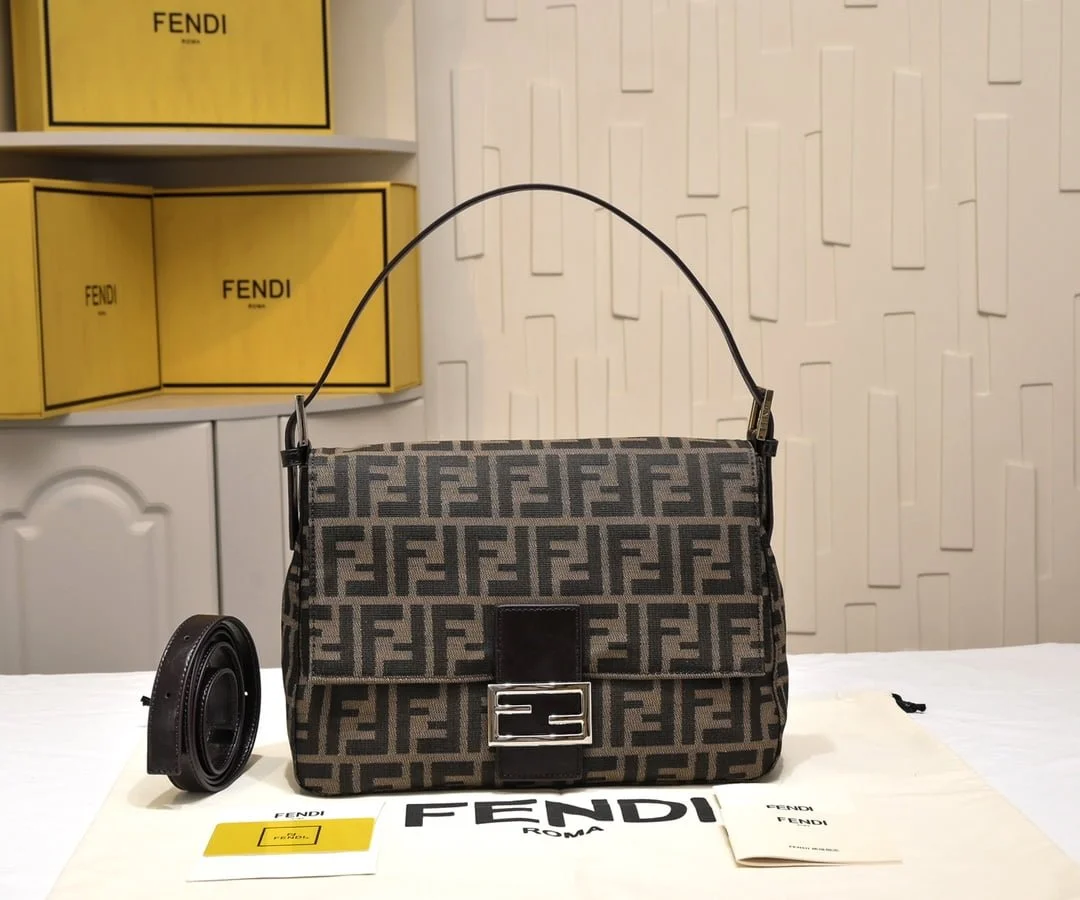 FENDI Vintage Underarm bag 7701 Waterproof cloth Brown Size:26*15*4cm/29*21*12cm - LITELUX