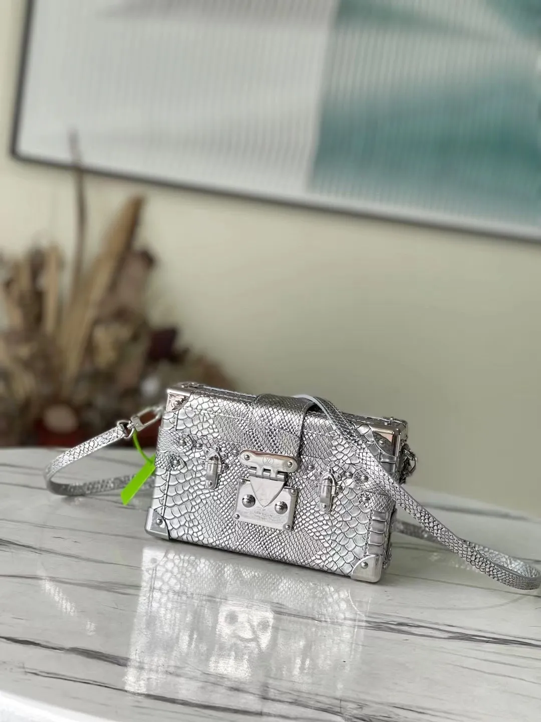 Louis Vuitton bag - LITELUX