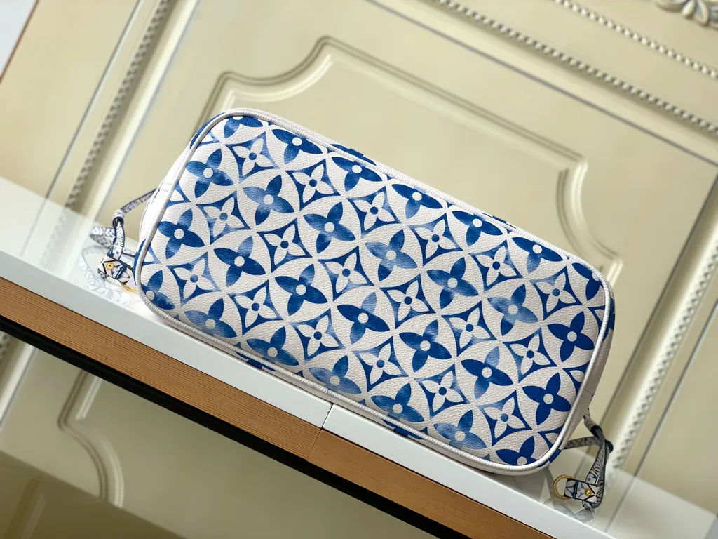 Louis Vuitton bag - LITELUX