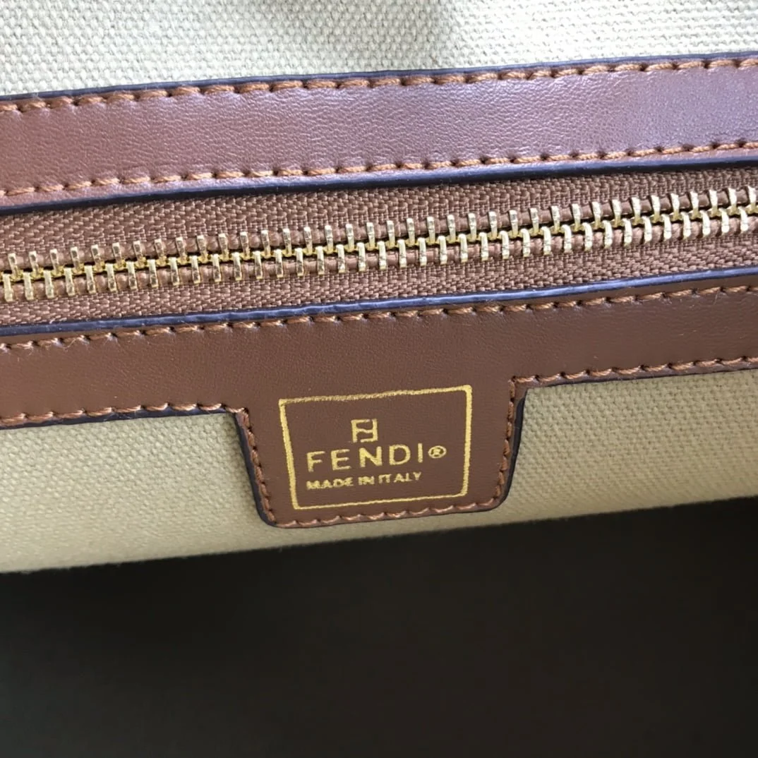 FENDI peekaboo Canvas Tote with mobile phone bag Red 2118 Size: 37*32 cm - LITELUX