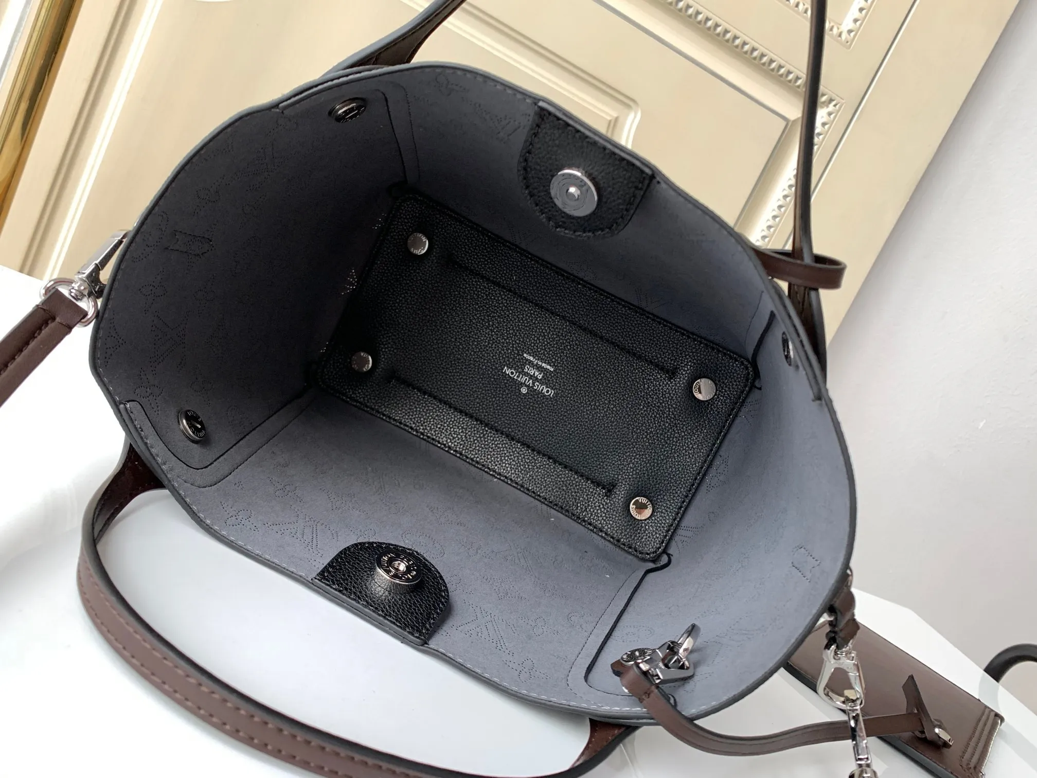 Louis Vuitton Bag  – 112493477 - LITELUX