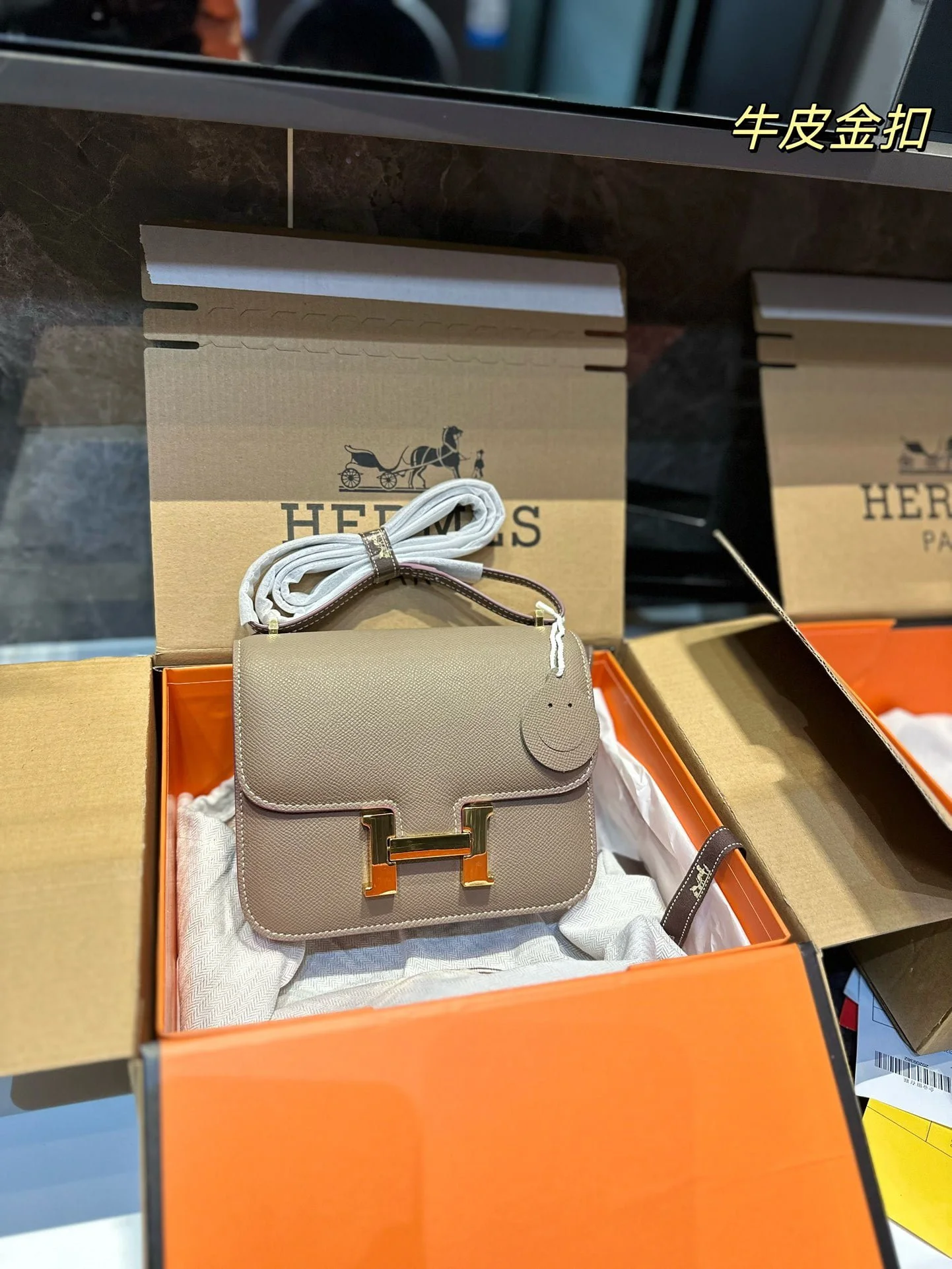 Hermès Constance Swift cowhide leather Gold hardware Grey size: 23*17cm/19*15cm - LITELUX