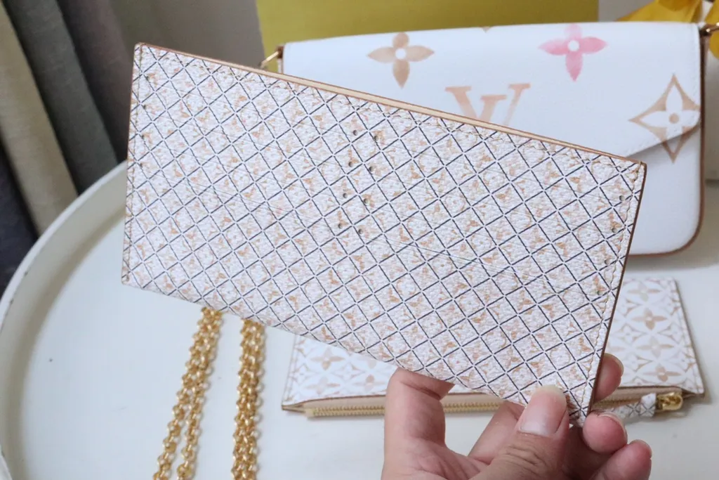 Louis Vuitton bag - LITELUX