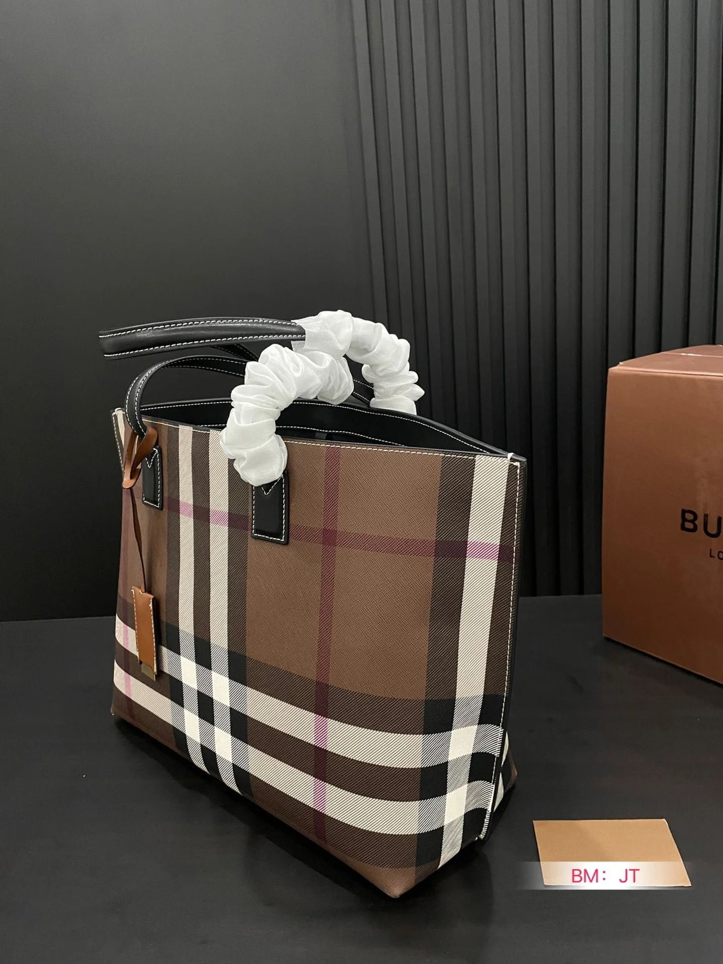 Burberry tote Shopping bag size: 34*26cm - LITELUX