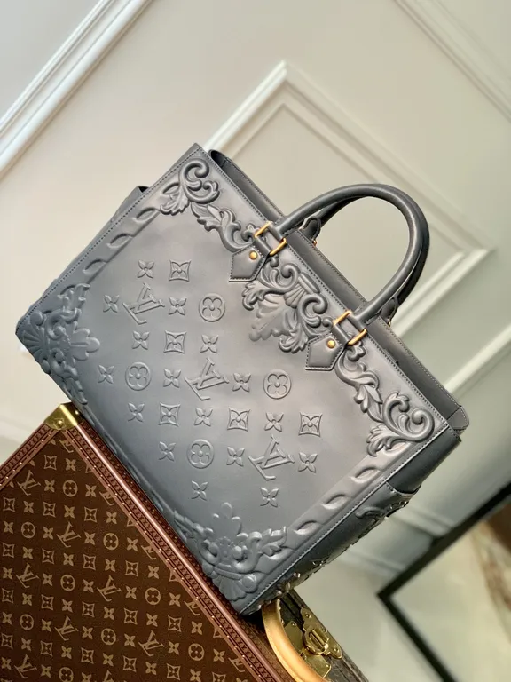 Louis Vuitton bag - LITELUX