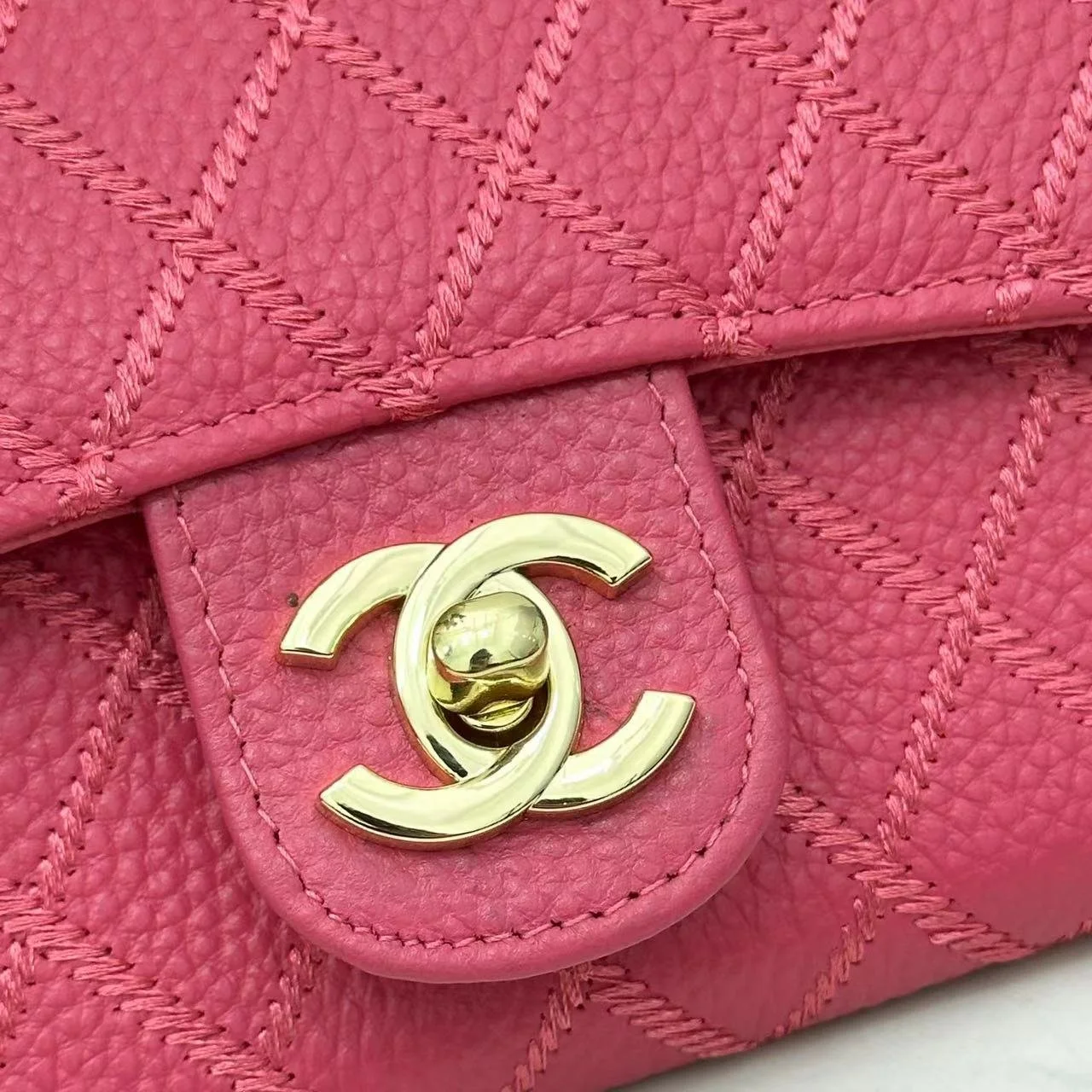 Chanel chain crossbody bag diamond and litchi cowhide 50098 size: 19*10*3.5cm - LITELUX