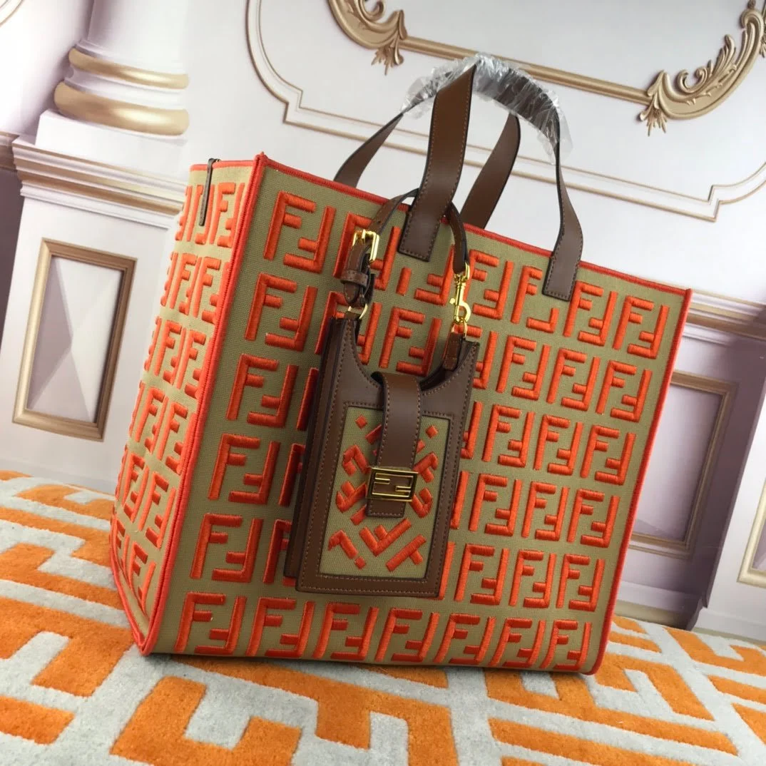 FENDI peekaboo Canvas Tote with mobile phone bag Red 2118 Size: 37*32 cm - LITELUX