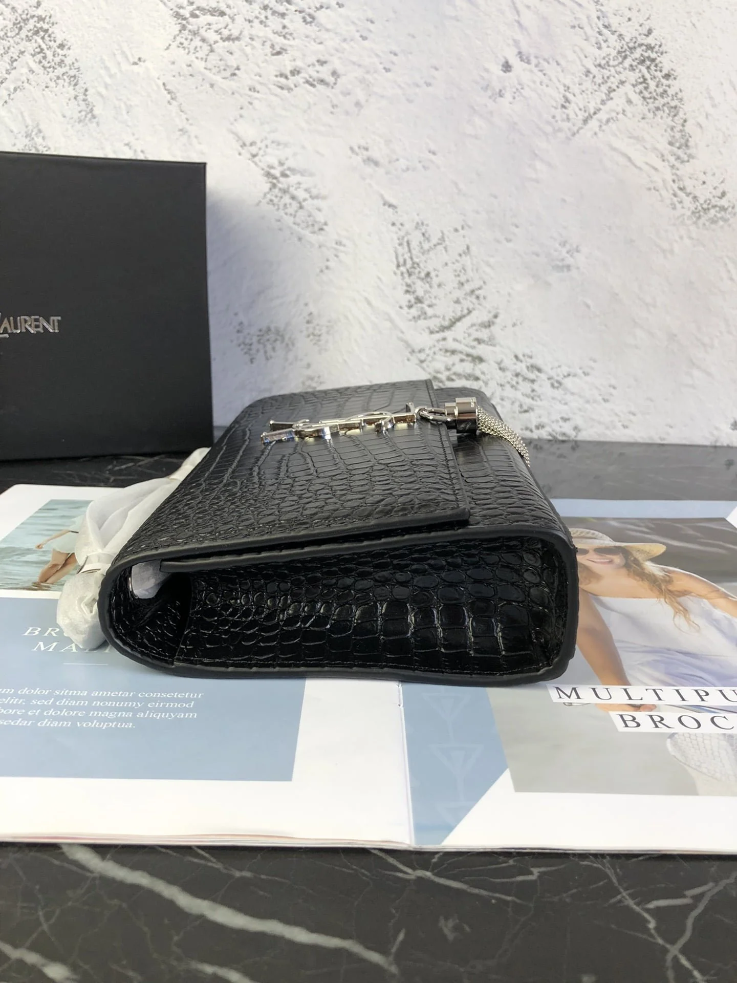 YSL SAINT LAURENT SLP with sliver hardware size24/15/6cm - LITELUX