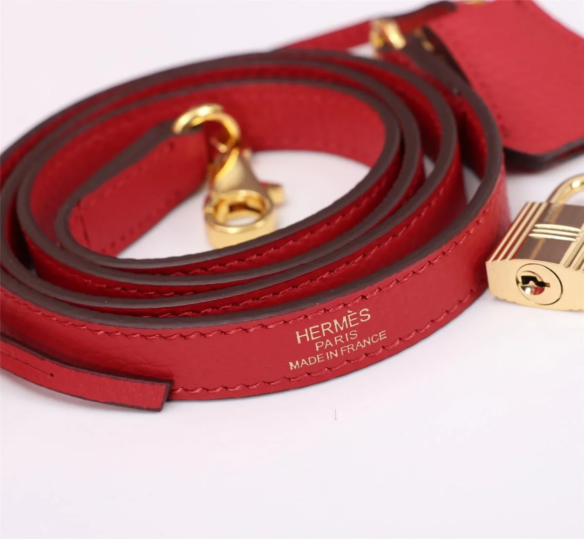 Hermès Kelly Togo Calf Gold hardware Red size: 25Cm/ 28Cm - LITELUX