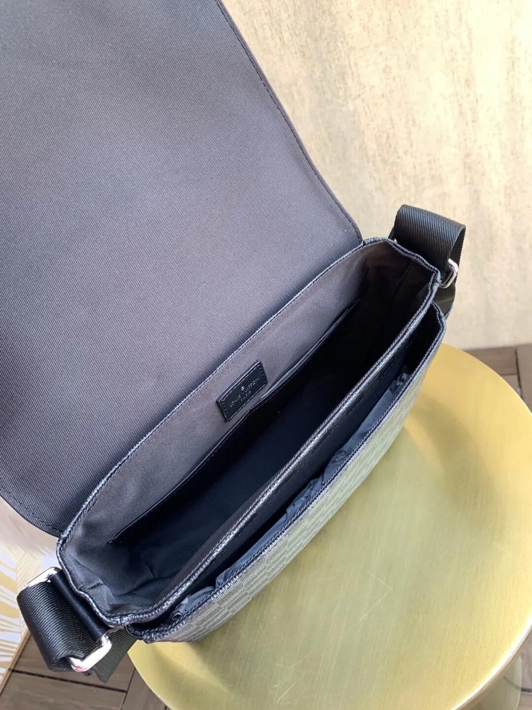 Louis Vuitton bag - LITELUX