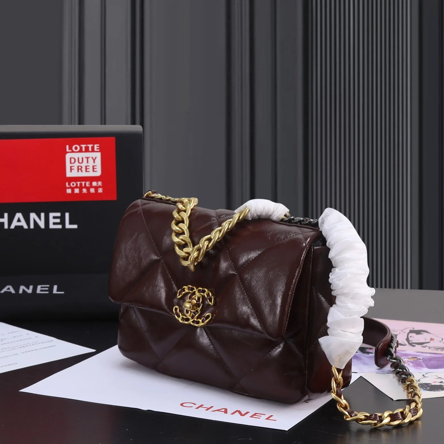 Chanel Wine red oil wax skin Chain crossbody bag Size:26cm - LITELUX