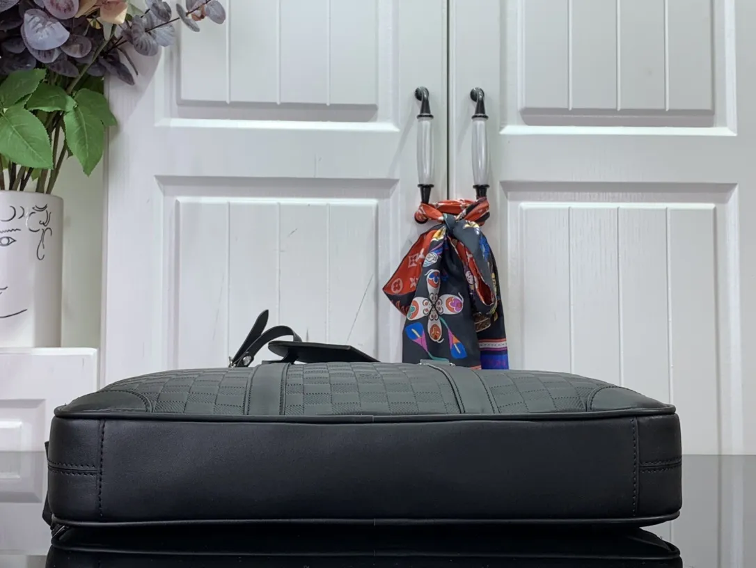 Louis Vuitton bag - LITELUX