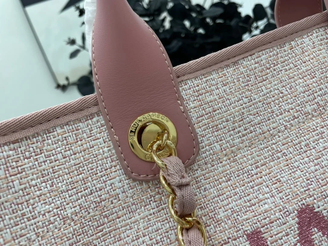 Chanel canvas tote bag Pink light gold size: 38cm - LITELUX