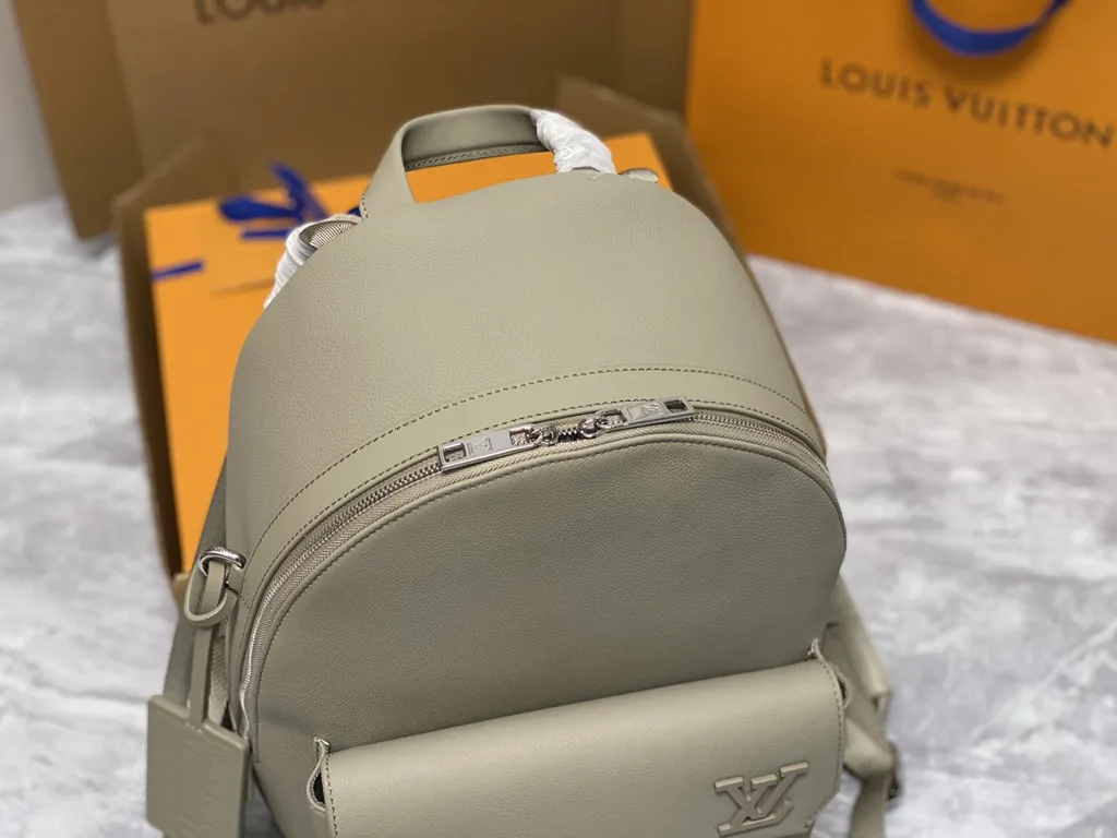 Louis Vuitton bag - LITELUX