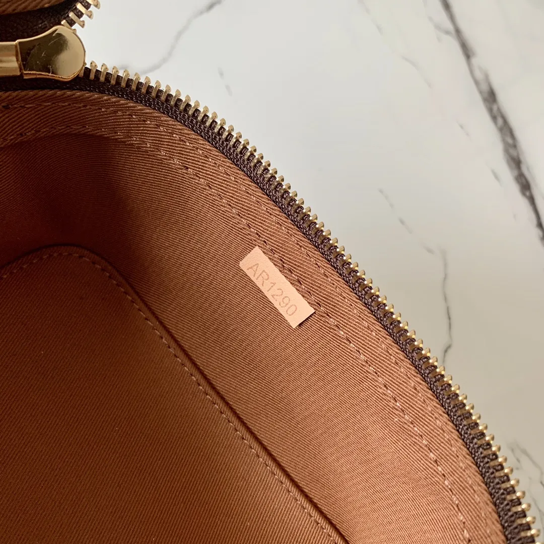 Louis Vuitton bag - LITELUX