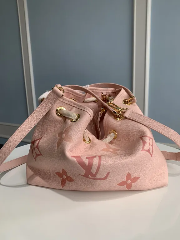 Louis Vuitton bag - LITELUX