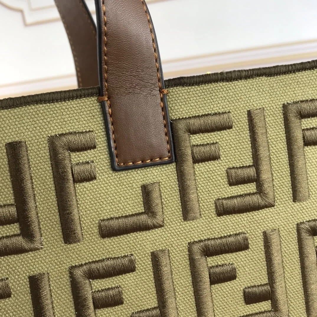 FENDI peekaboo Canvas Tote with mobile phone bag 2118 Size: 37*32 cm - LITELUX