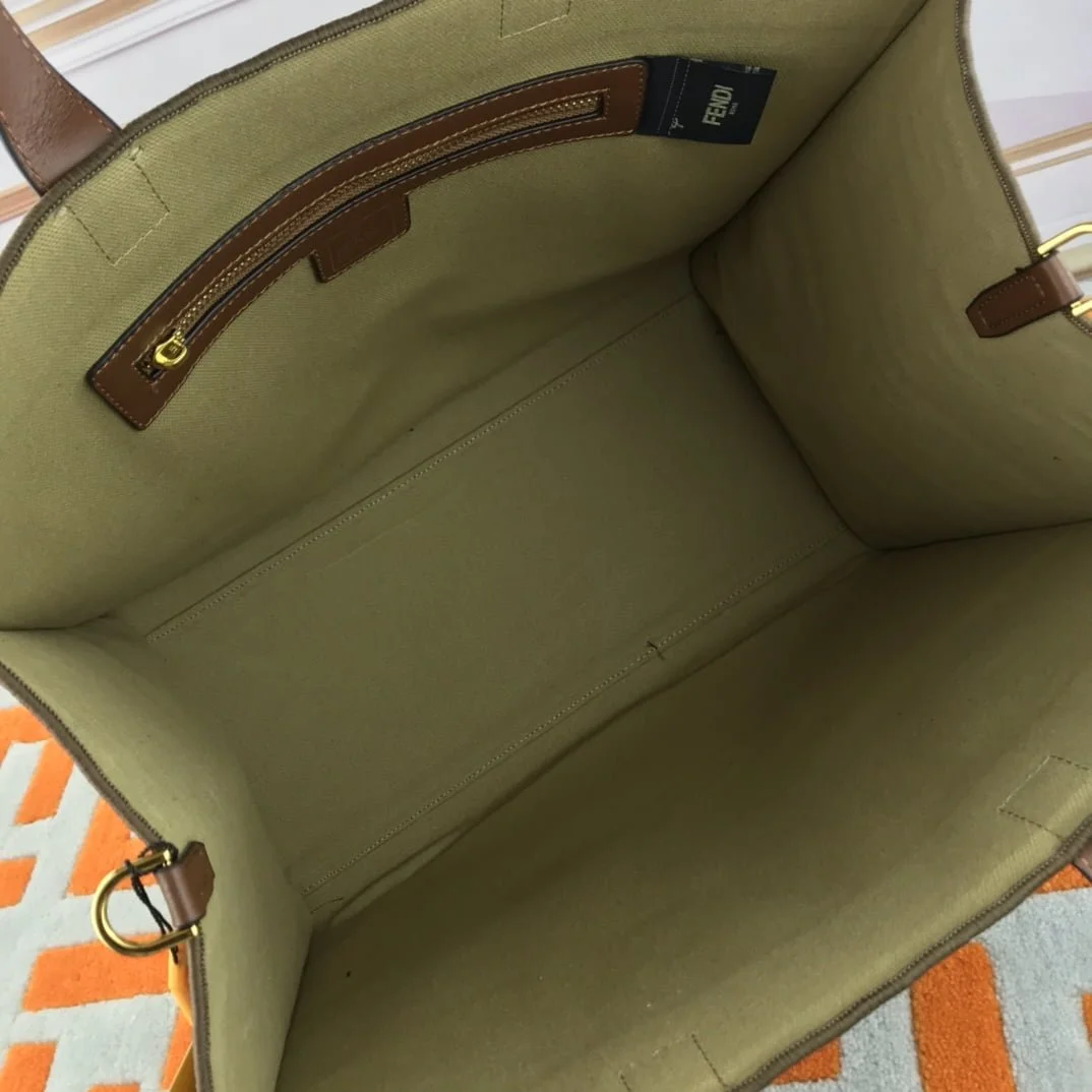 FENDI peekaboo Canvas Tote with mobile phone bag 2118 Size: 37*32 cm - LITELUX