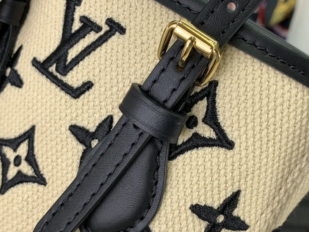 Louis Vuitton bag - LITELUX