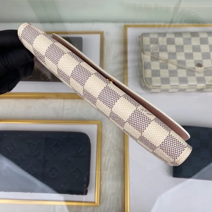 Louis Vuitton bag - LITELUX