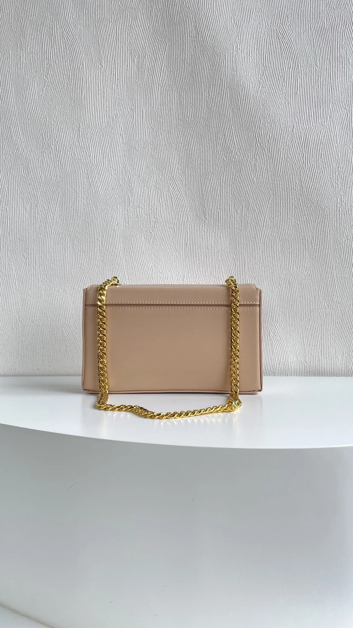 CELINE Arc de Triomphe Pink with Chain Size: 22 * 13.5 * 6cm - LITELUX