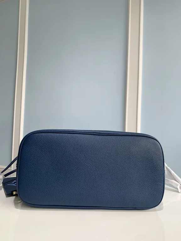 Louis Vuitton bag - LITELUX