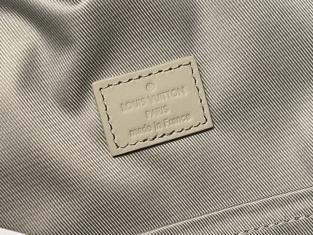 Louis Vuitton bag - LITELUX