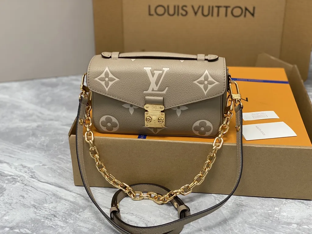 Louis Vuitton bag - LITELUX