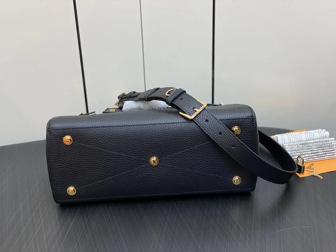 Louis Vuitton / LV zys lock it mm real leather m22914 size: 36*29*15cm - LITELUX