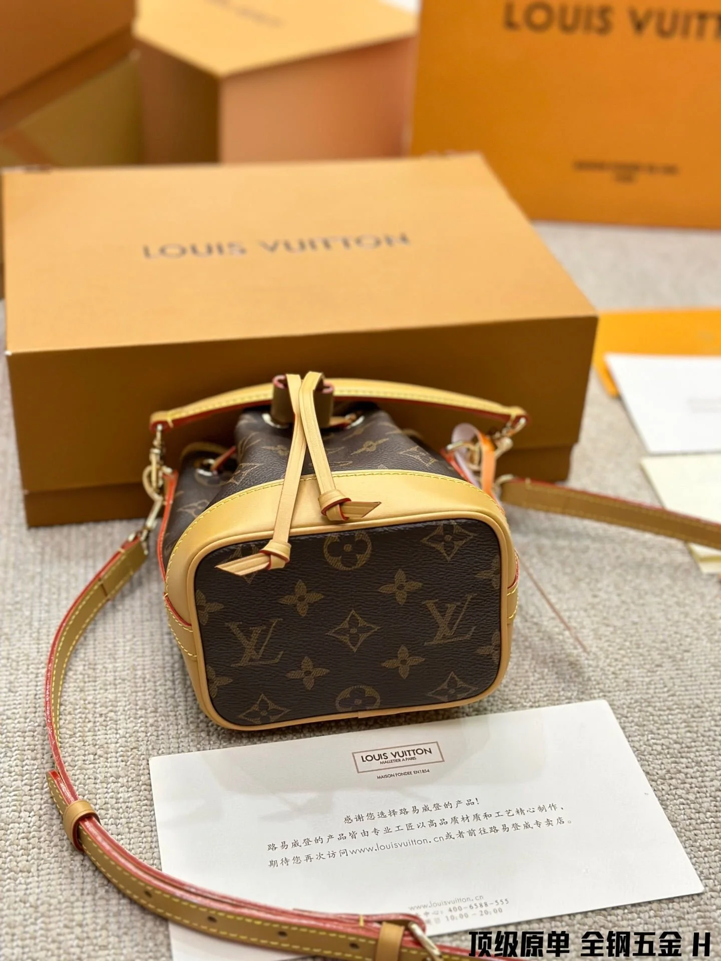 Louis Vuitton / LV mini Bucket bag Size: 13* 16* 10cm - LITELUX