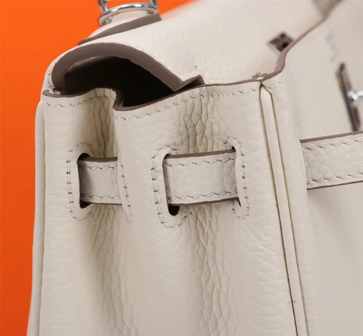 Hermès Kelly Togo Calf Sliver hardware Milkshake white size: 25Cm/ 28Cm - LITELUX
