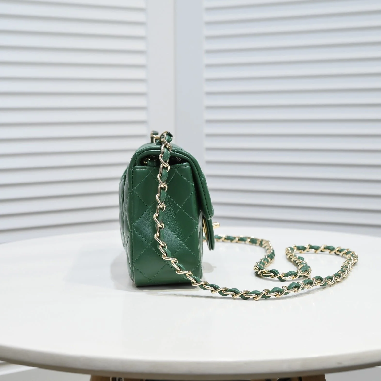 Chanel Lamb skin chain crossbody bag green 1116 SIZE: 20*14*7cm - LITELUX