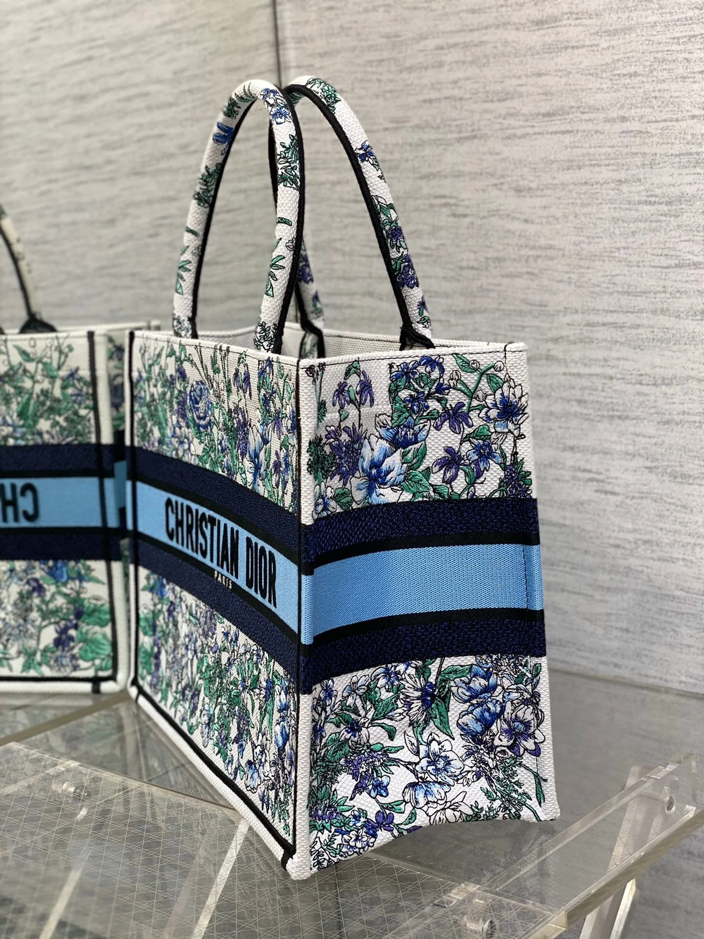 DIOR / MEDIUM DIOR BOOK TOTE can customized name on bag M1296ZECZ_M933 - LITELUX