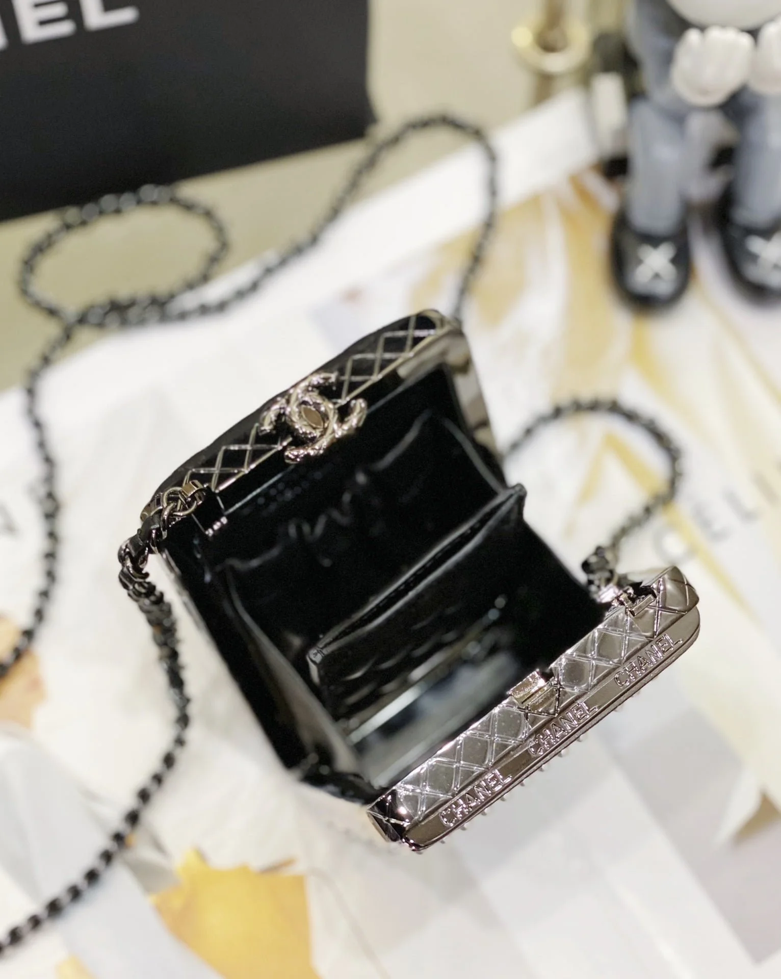 chanel22k dinner bag black Pearl string size: 11*9*4.5cm - LITELUX