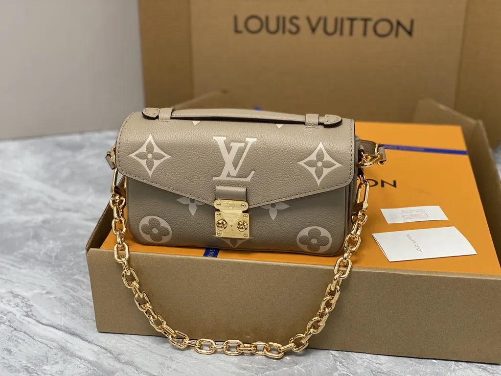 Louis Vuitton bag - LITELUX